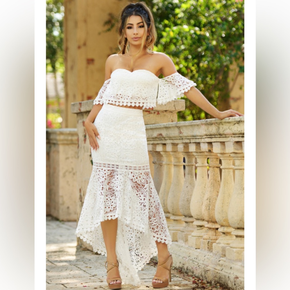 Lady Black Tie Two Piece Set